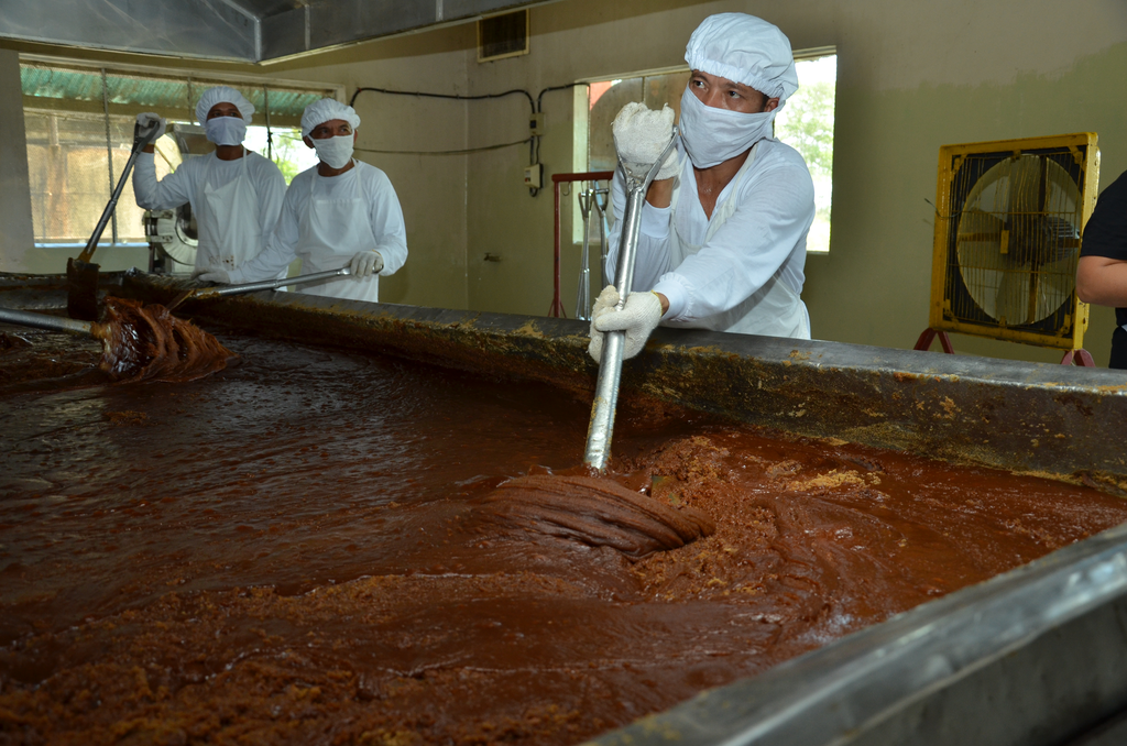 150円 当季大流行 鹿児島県産三温糖 500g ムソー 150円 当季大流行 鹿児島県産三温糖 500g ムソー